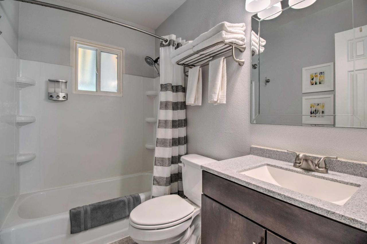 Walkable Carson City Duplex With Private Patio! エクステリア 写真